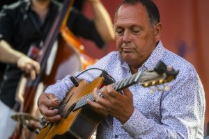 Stochelo & Mozes Rosenberg « The songs of Charlie Chaplin... and more! » (2)