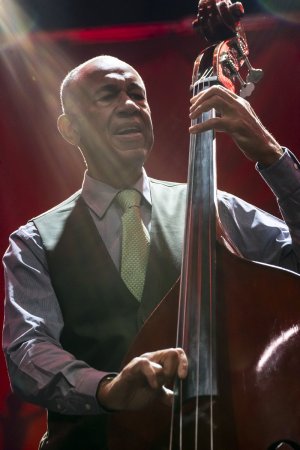 « Oscar Peterson Celebration » feat. Sullivan Fortner, John Clayton & Jeff Hamilton (4)